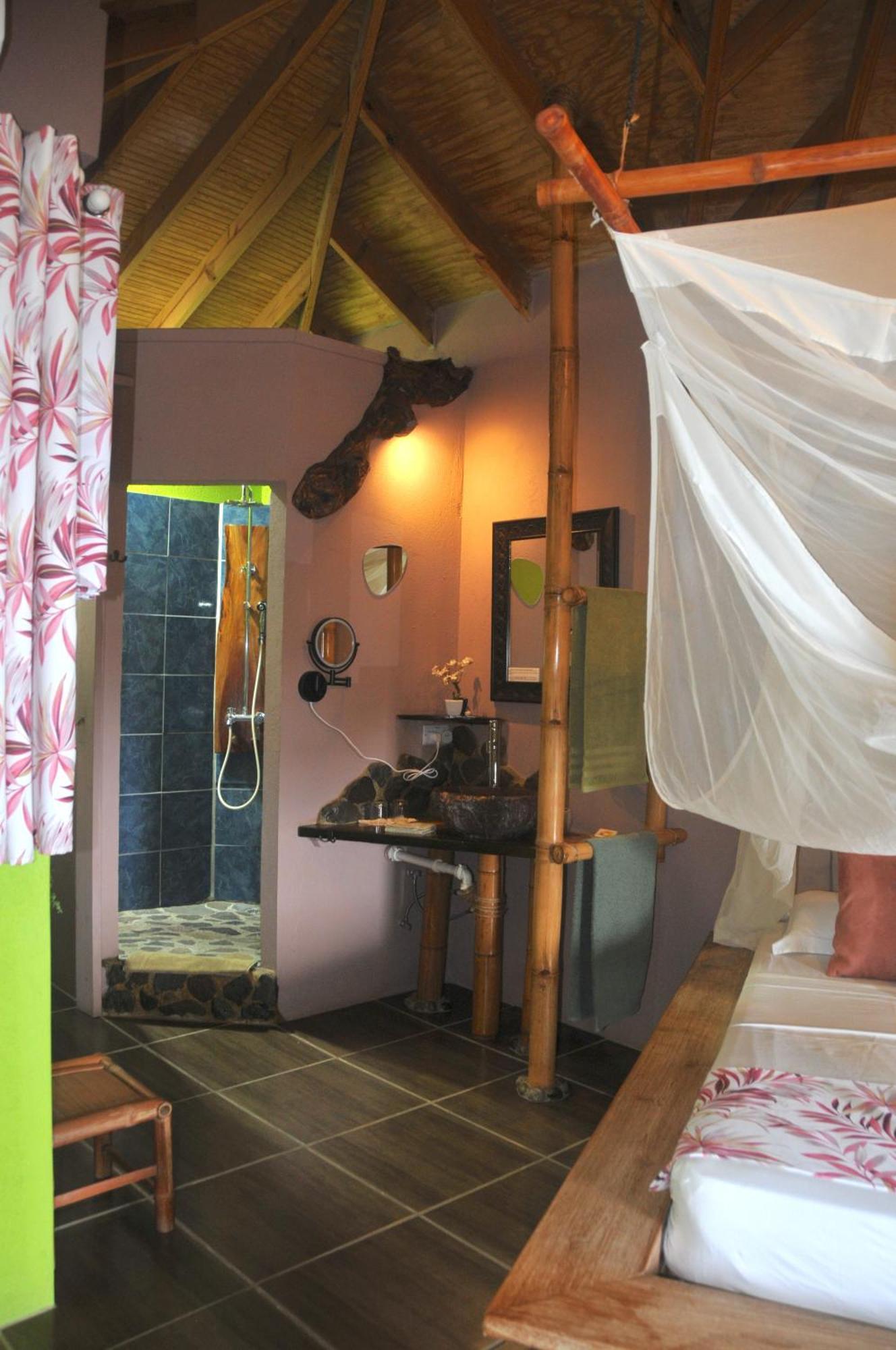 Mango Island Lodges Saint Joseph Dış mekan fotoğraf