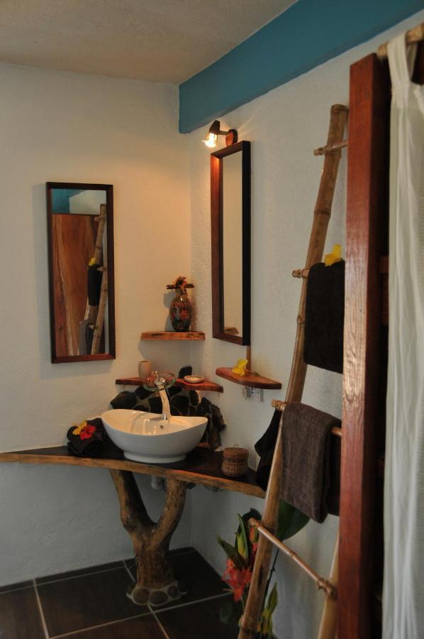 Mango Island Lodges Saint Joseph Dış mekan fotoğraf